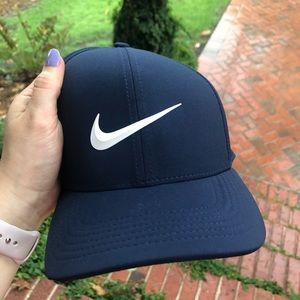 NEW Nike Dri-Fit Golf Hat